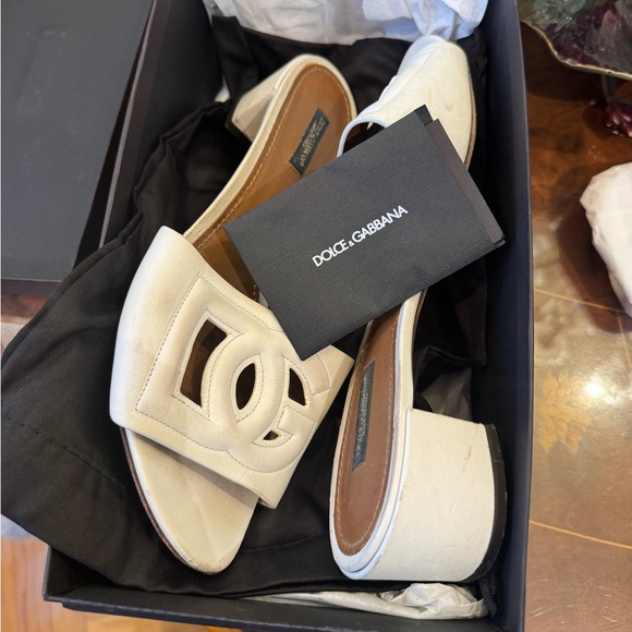 Dolce &Gabvana DG cutout logo sandals block heel Sz 39.5 USA Sz 9.5 - Picture 13 of 16